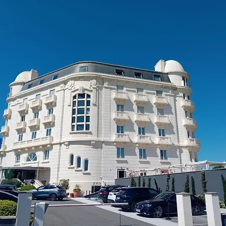 Regina T2 Vue Ocean Апартаменты *